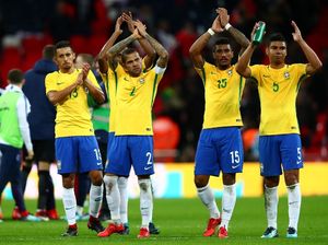 Janji Dani Alves Andai Brasil Jadi Juara Dunia