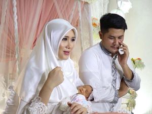 Seminggu Jadi Ibu, Ryana Dea dan Puadin Gelar Akikah untuk Sang Putri