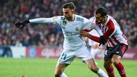 Madrid memasukkan Borja Mayoral dengan harapan bisa memecahkan kebuntuan. Tapi, Mayoral juga mandul di depan gawang Athletic. Foto: Juan Manuel Serrano Arce/Getty Images