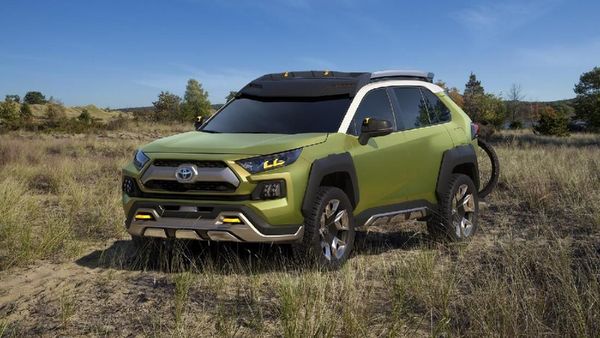 Sangar, SUV Petualang dari Toyota