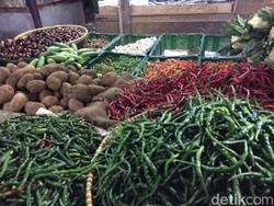 Pedagang Pasar: Stok Aman Meski Ada Banjir