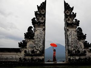 Bukit Lempuyang Ditutup 5 Hari untuk Wisatawan, Ada Apa?