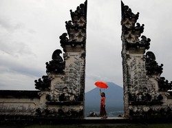 Bukit Lempuyang Ditutup 5 Hari untuk Wisatawan, Ada Apa?