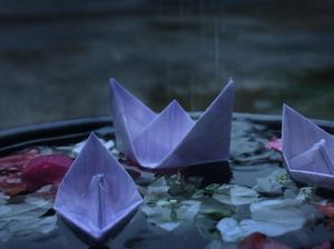 Cerita Bunga Reyza Daur Ulang Lagu Tahu Diri dari Dee Lestari Cerita Bunga Reyza Daur Ulang Lagu Tahu Diri dari Dee Lestari