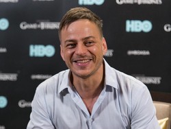 Kata Tom Wlaschiha tentang Maisie Williams