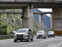 Lewat Sitinjau Lauik, Xpander Ini Gak Bakal Gagal Nanjak kalau Sopirnya Bisa