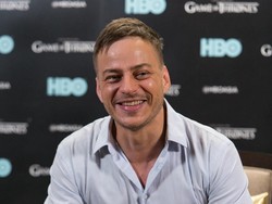 Siapa yang Dipilih Tom Wlashchiha, Jon Snow atau Daenerys?