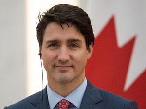 Trudeau Bilang Ini ke Jokowi soal Putin, Ukraina Gempur Depot Bahan Bakar Rusia