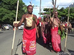 Peringati Noken sebagai Warisan Dunia, Sorong Adakan Pawai Budaya