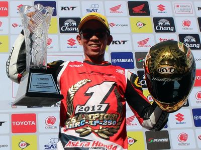 Pebalap AHRT Gerry Salim Juara ARRC 2017