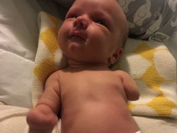 Anakku yang Lahir Tanpa Tangan dan Kaki Mengajari Kekuatan Cinta