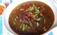 Brongkos yang Gurih 'Mlekoh' Ini Bikin Ketagihan