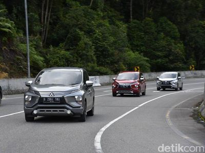 Jalan-jalan dengan Xpander di Padang