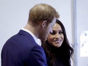 Mesra Banget, Tatapan Penuh Arti Meghan Markle untuk Pangeran Harry
