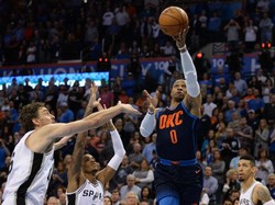 Triple-Double Westbrook Antar Thunder Kalahkan Spurs