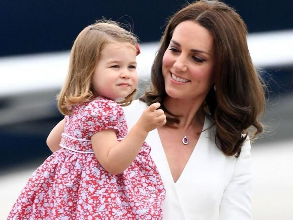 Imut, Panggilan Sayang Kate Middleton untuk Putri Charlotte Imut, Panggilan Sayang Kate Middleton untuk Putri Charlotte