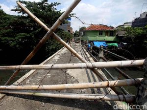 Kerap Jadi Lokasi Tawuran, JPO di Tambora Dipasang Kawat Berduri