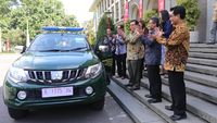 Bantuan Mobil UGM