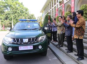Bantuan Mobil UGM