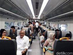 Menhub: 30% Penumpang ke Soetta akan Beralih Pakai Kereta Bandara