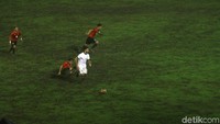 Pada laga kedua, Timnas juga meraih kemenangan. Hasil positif dituai Timnas dengan mengalahkan Mongolia 3-2. (Agus Setyadi/detikSport)