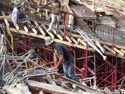 Robohnya Tribune Stadion Barombong Makassar Ditangani Kepolisian