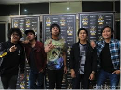 DMasiv dan Juwita Bahar Ramaikan Festival Cross Border di Sambas