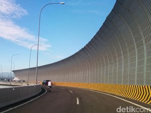 Jokowi Resmikan 10 Jalan Tol Sepanjang 2017