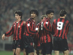 Di lima liga top Eropa, sejumlah tim mampu melakukannya. AC Milan bisa merebut juara Serie A tak terkalahkan pada musim 1991/1992. (Foto: Chris Cole/Allsport)