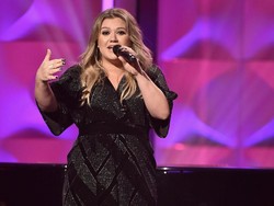 Cerai dengan Suami, Kelly Clarkson Rebutan Rumah Senilai Rp 148 Miliar