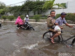 Mau Masuk Musim Hujan, Cari Tahu Jalanan Berlubang dan Menggenang