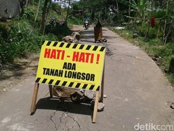 Terancam Longsor Susulan, Belasan Warga Magelang Mengungsi