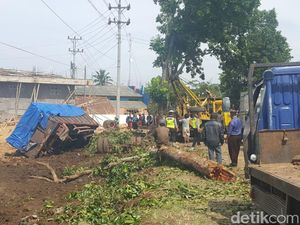 Rem Blong, Truk Tabrak 2 Orang Pemotor Hingga Tewas di Brebes
