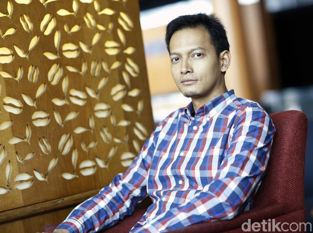 Disebut Telah Hijrah, Fedi Nuril Selalu Berusaha Belajar Lebih Baik Disebut Telah Hijrah, Fedi Nuril Selalu Berusaha Belajar Lebih Baik