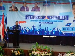 Ribuan Kader Demokrat Konsolidasi Menangkan Deddy Mizwar-Syaikhu