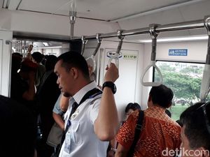 Nyamannya Naik Skytrain Bandara Soetta, Coba Yuk!