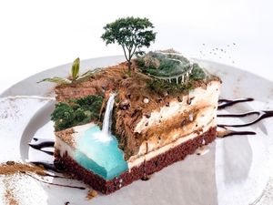 Dari Ubah Bentuk Hewan, Retoucher Aditya Aryanto Kini Merambah Kue