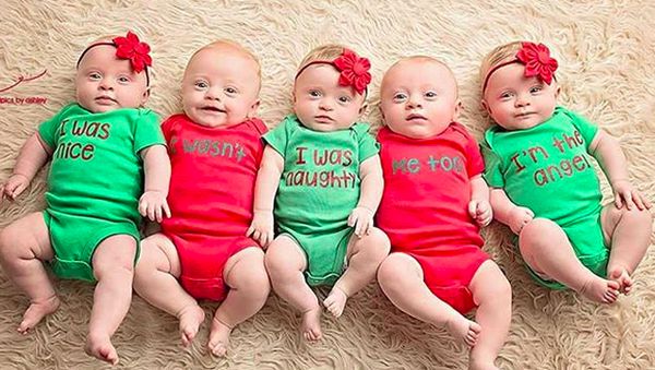 Gemas Banget Lihat Pose-Pose Bayi Kembar 5 Ini