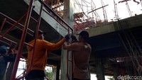 Tak ada korban jiwa dalam insiden tersebut.