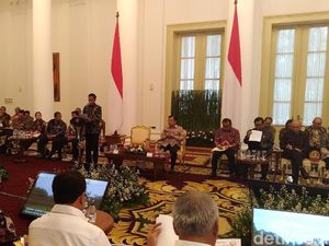 Deretan Menteri Ini Dapat Tugas Khusus dari Jokowi untuk 2018 Deretan Menteri Ini Dapat Tugas Khusus dari Jokowi untuk 2018