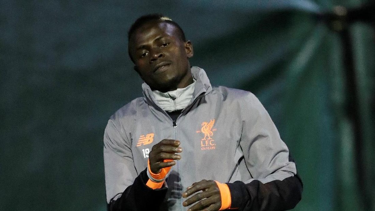 Cedera tangan Sadio Mane memaksanya menjalani operasi (Carl Recine/Reuters)