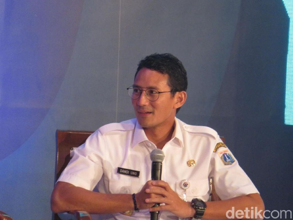 Sandiaga Tantang Dirut TransJ untuk Secepatnya Jalankan OK Otrip Sandiaga Tantang Dirut TransJ untuk Secepatnya Jalankan OK Otrip
