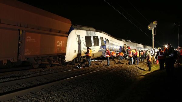 2 Kereta di Jerman Tabrakan, 50 Orang Luka-luka