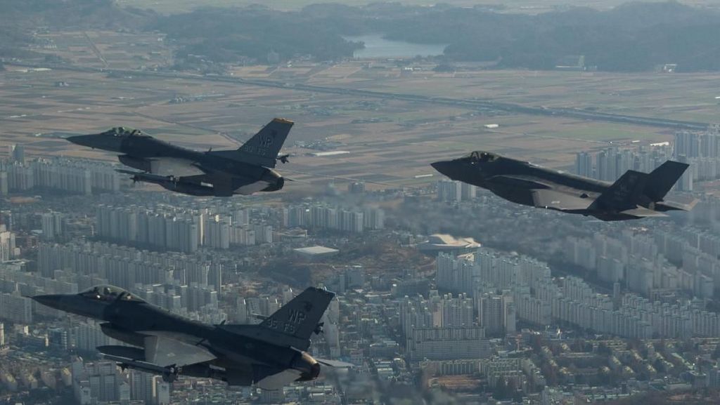 Sangarnya Latihan Militer AS-Korsel yang Bikin Korut Geram Sangarnya Latihan Militer AS-Korsel yang Bikin Korut Geram