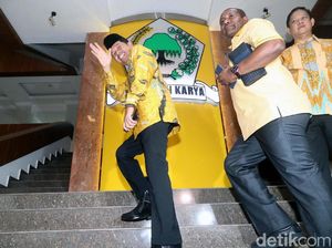 Sambangi DPP, DPD I Golkar Minta Munaslub