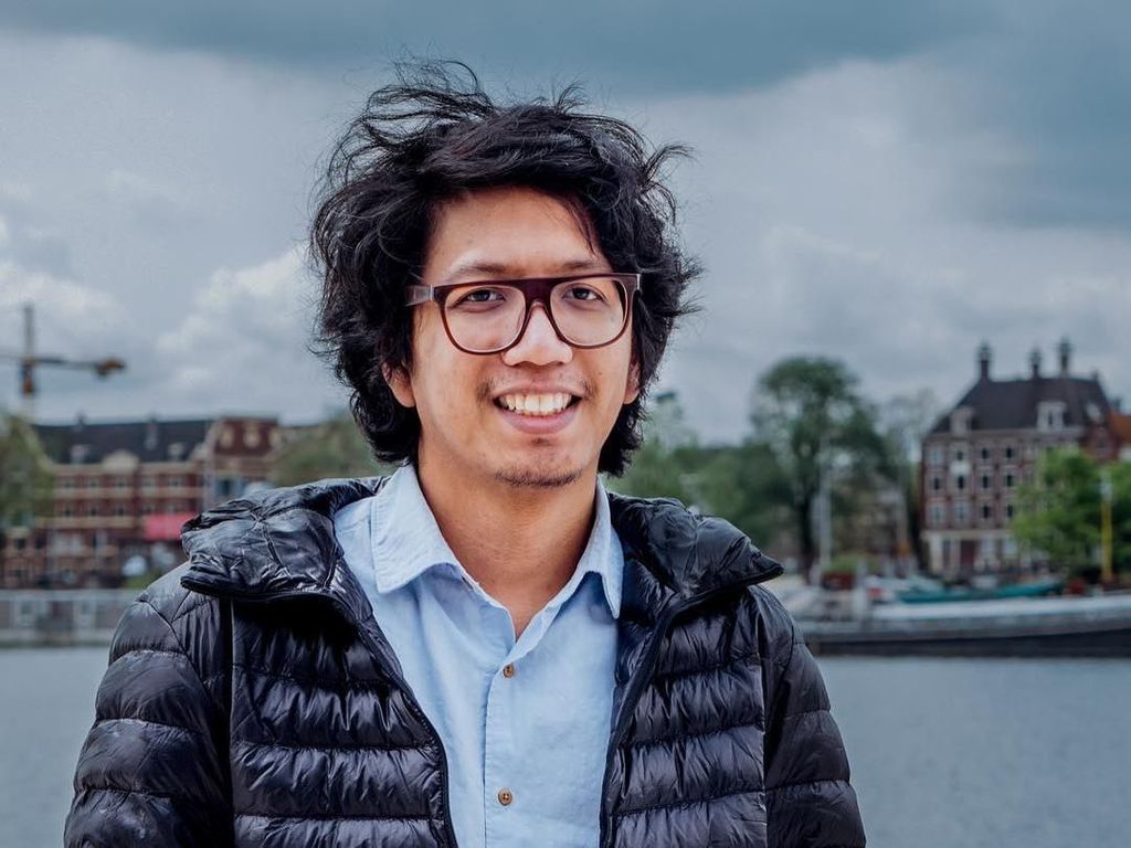 Kata Bagus Pandega soal Seni Patung dan Berkembangnya Seni Media Baru Kata Bagus Pandega soal Seni Patung dan Berkembangnya Seni Media Baru