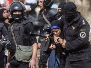 KBRI Sebut Alasan Penahanan Mahasiswa Indonesia di Mesir Tak Jelas KBRI Sebut Alasan Penahanan Mahasiswa Indonesia di Mesir Tak Jelas