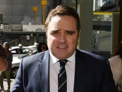 Wartawan Australia Dikenai Denda Berkenaan dengan Pornografi Anak-Anak