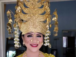 Desainer Ungkap Momen Tak Terlupakan Saat Kahiyang Ayu Jadi Model Desainer Ungkap Momen Tak Terlupakan Saat Kahiyang Ayu Jadi Model