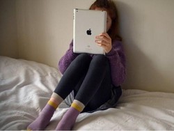 Bagaimana Para Predator Seks Mengincar Anak Lewat Live Streaming?